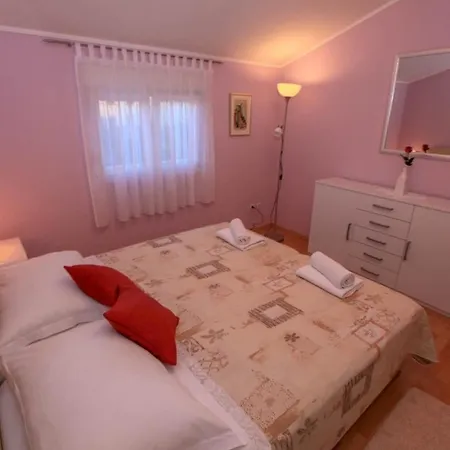 アパート Penelope